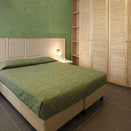 Boutique Ilio Hotel SantʼAndrea