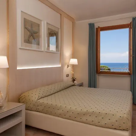 Boutique Ilio מלון SantʼAndrea