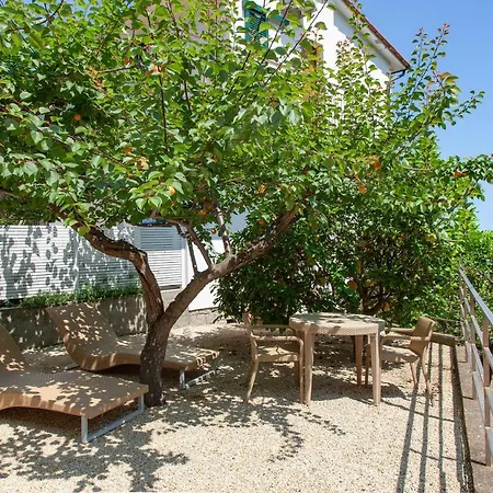Boutique Ilio מלון 3*